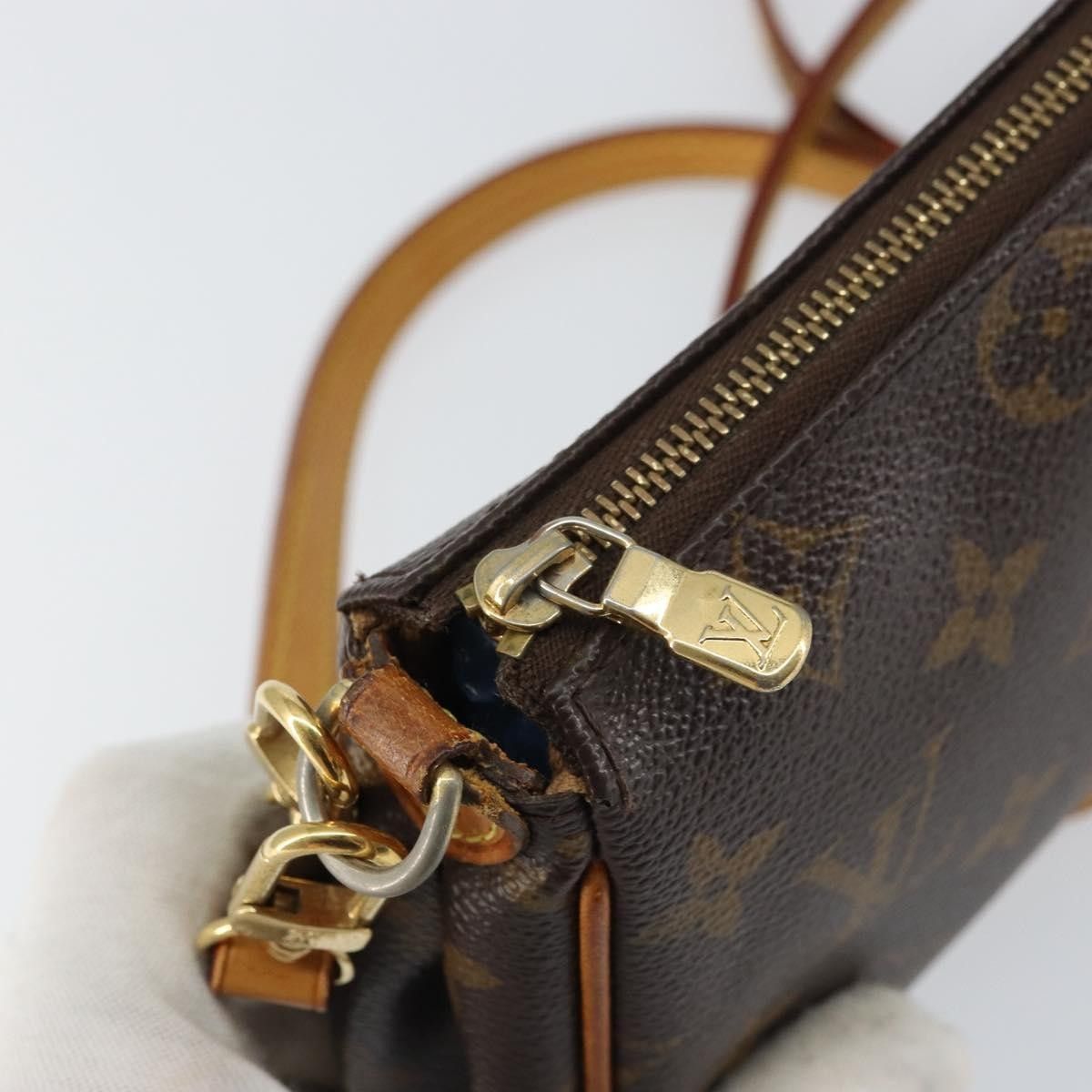 Louis Vuitton Louis Vuitton Eva Handbag Monogram Canvas Size ONE SIZE - 12 Thumbnail
