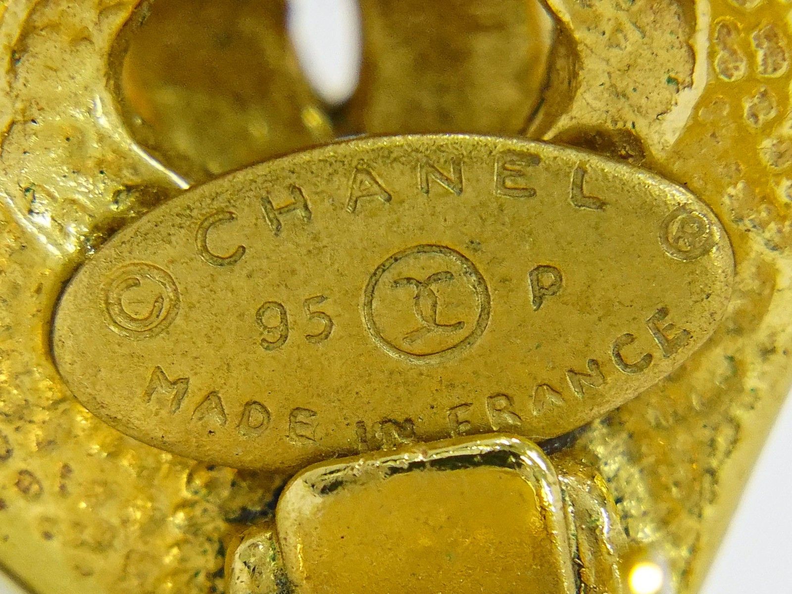 Chanel Chanel Vintage CC Diamond Shape Clips-On Earrings Gold-Plated Size ONE SIZE - 6 Thumbnail