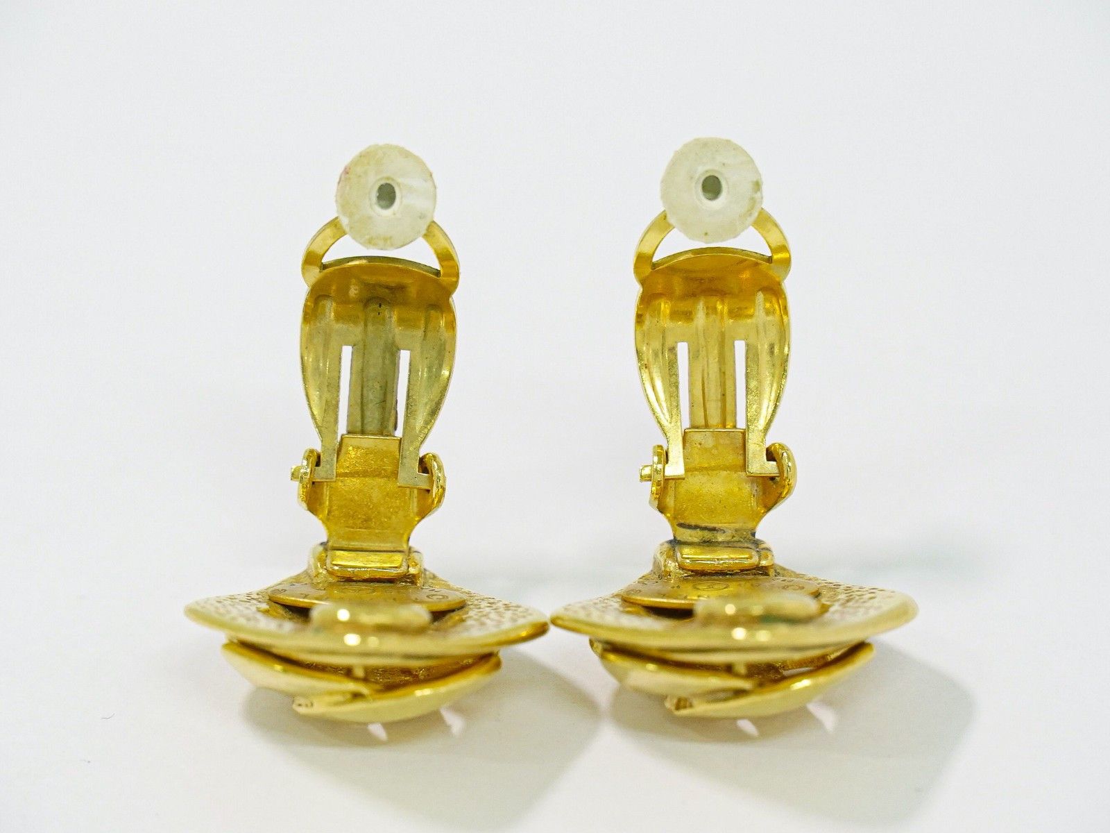 Chanel Chanel Vintage CC Diamond Shape Clips-On Earrings Gold-Plated Size ONE SIZE - 5 Thumbnail