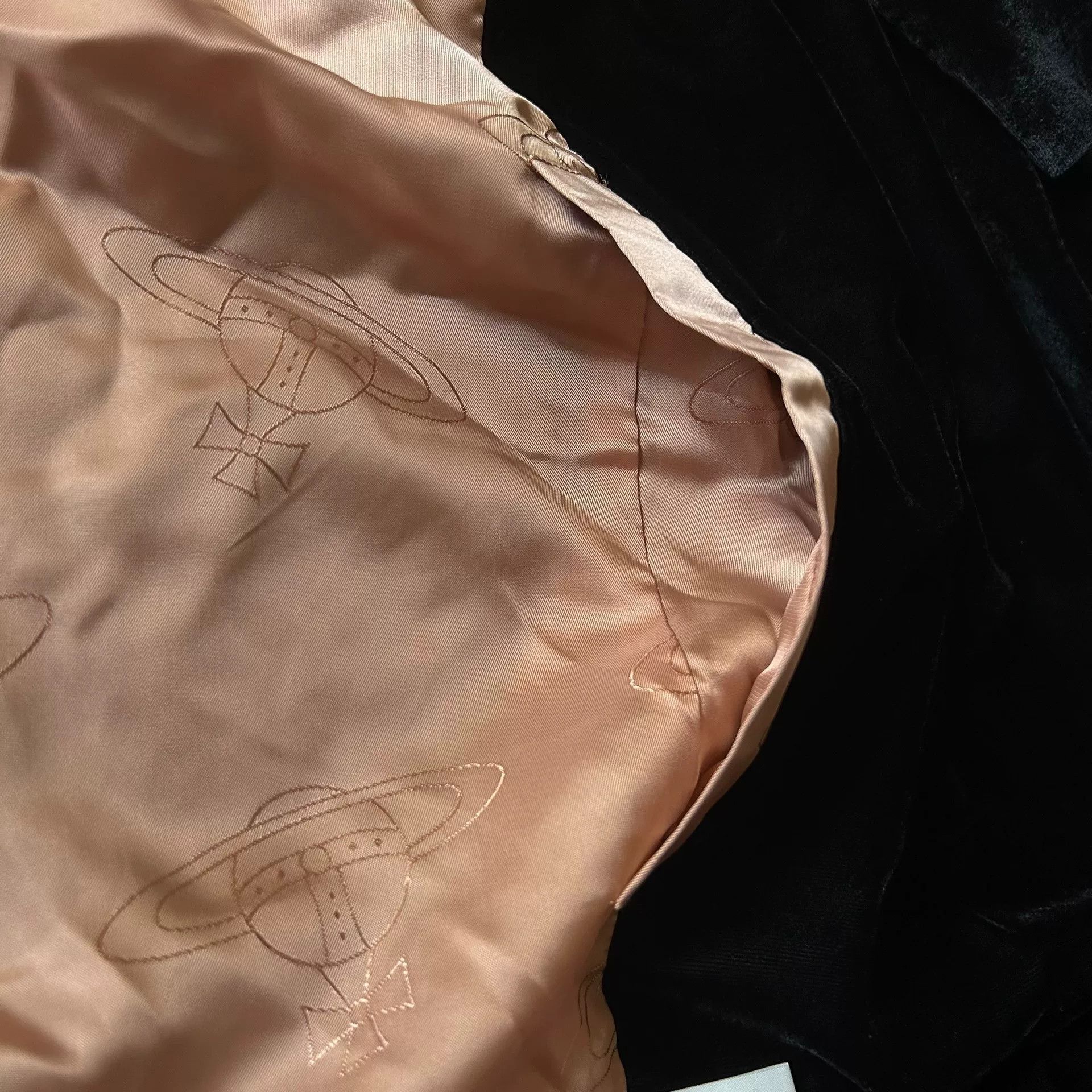 Vivienne Westwood Vivienne Westwood Vintage Velvet Cloak Size US S / EU 44-46 / 1 - 5 Thumbnail