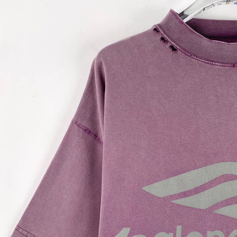 Balenciaga Balenciaga Purple Distressed Logo Cotton T-Shirt Size US S / EU 44-46 / 1 - 3 Thumbnail