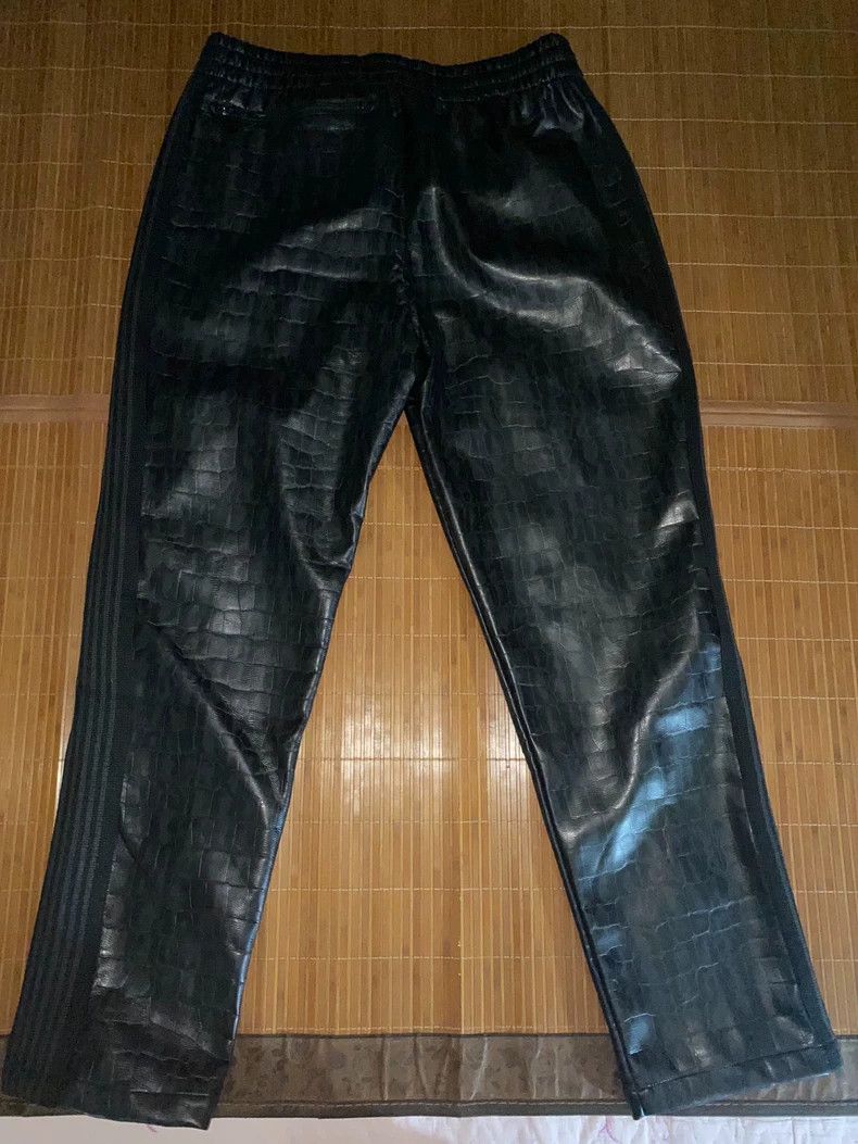 Needles Needles Isetan Limited Crocodile Pattern Casual Pants Size US 32 / EU 48 - 2 Thumbnail