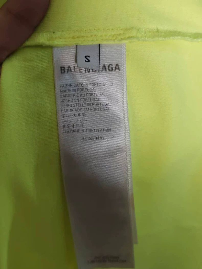 Balenciaga Balenciaga Tape Short Sleeve T-Shirt Size US S / EU 44-46 / 1 - 4 Thumbnail