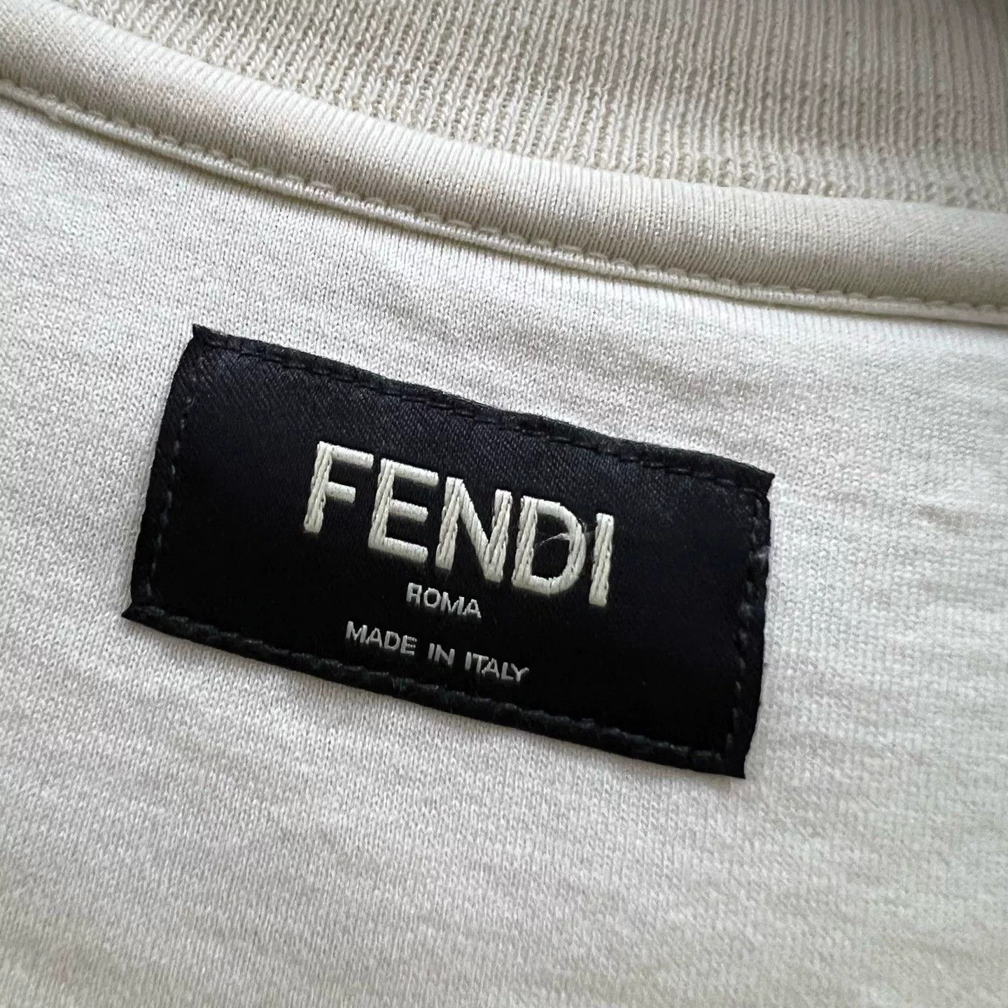 Fendi FENDI Beige Embossed FF Terry Short Sleeve Size US S / EU 44-46 / 1 - 5 Thumbnail