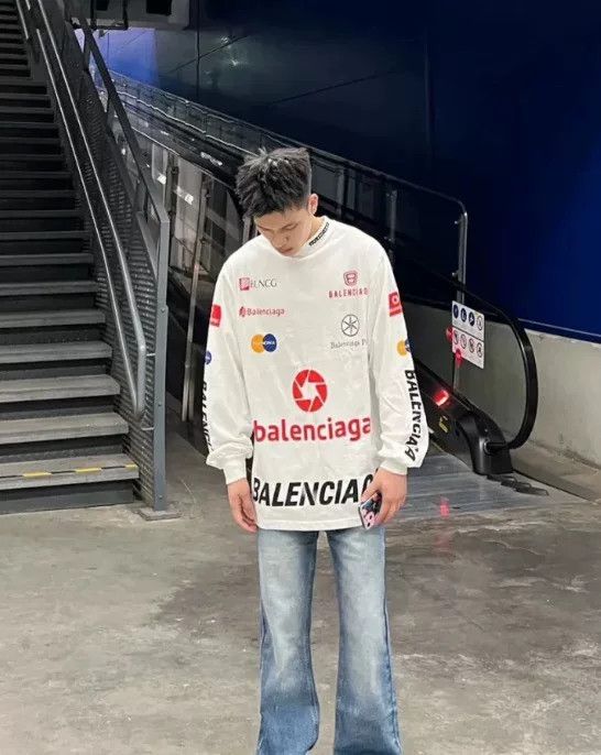 Balenciaga Balenciaga White Logo Racing Longsleeve Size US XS / EU 42 / 0 - 5 Thumbnail