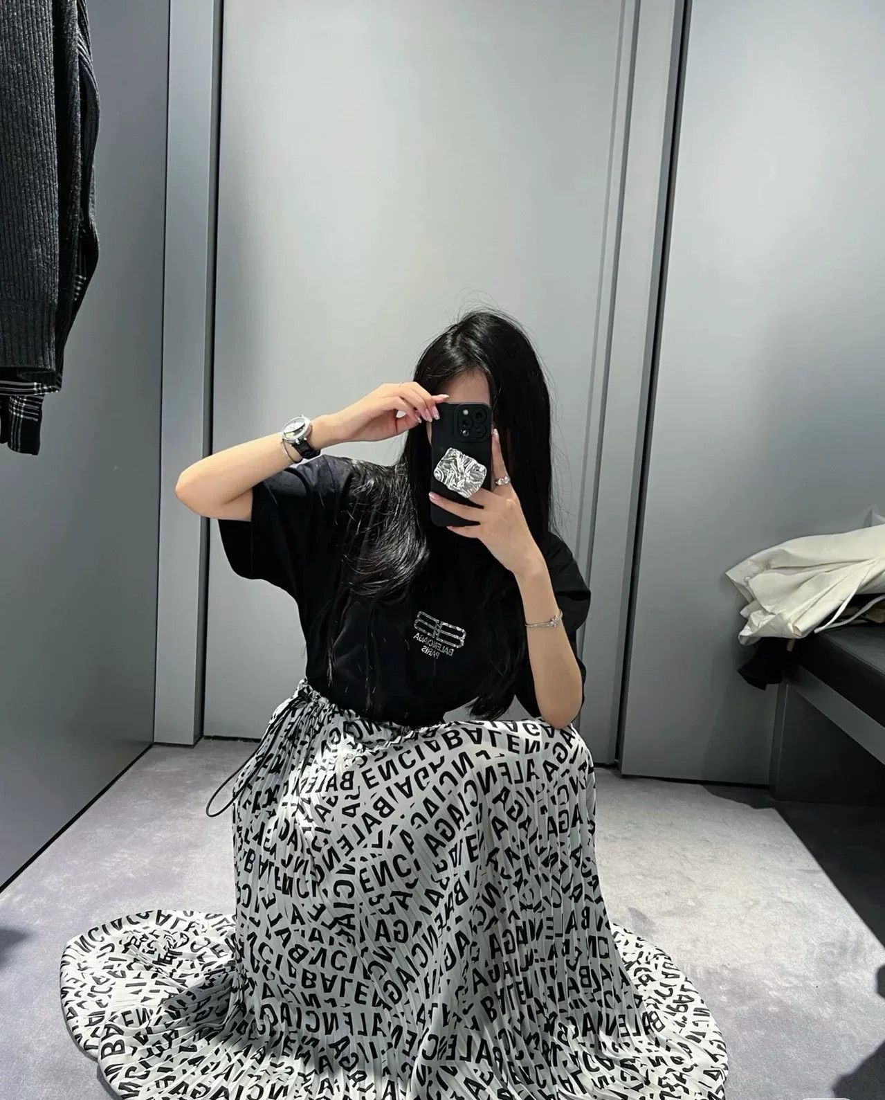 Balenciaga Balenciaga Logo Pleated Skirt Size US 34 / EU 50 - 5 Thumbnail