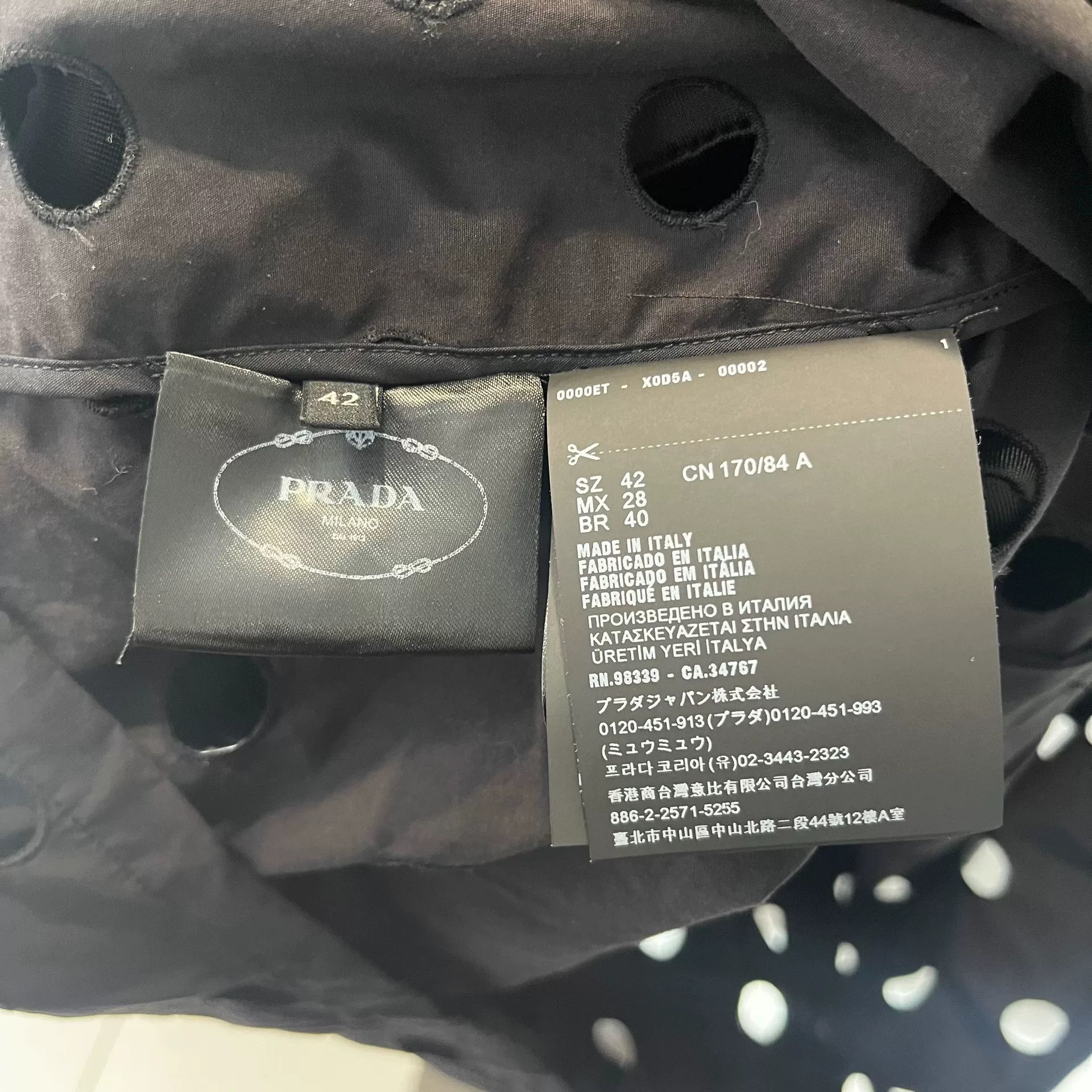 Prada PRADA Show Black Shirt with Holes Size US XL / EU 56 / 4 - 4 Thumbnail