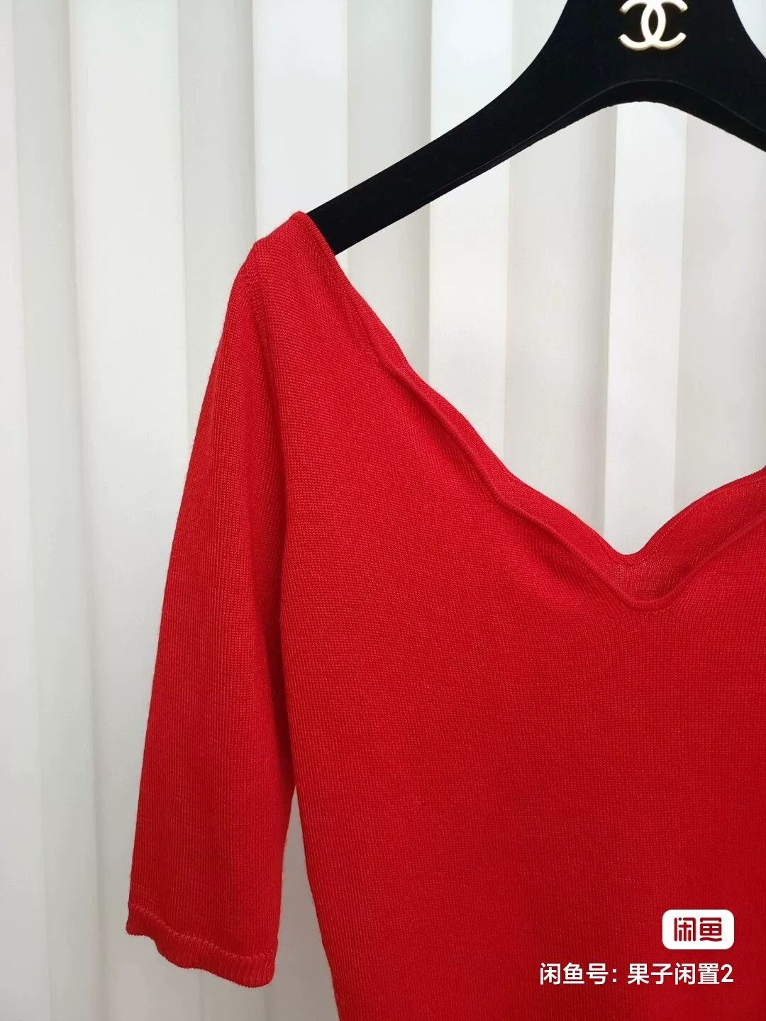 Dior dior red scalloped neckline knit top Size US M / EU 48-50 / 2 - 8 Thumbnail
