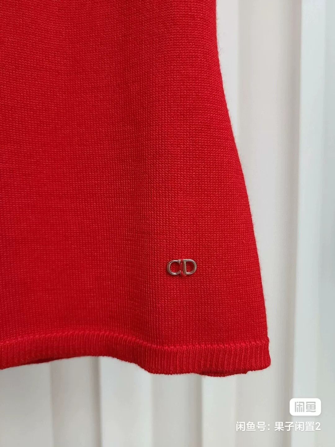 Dior dior red scalloped neckline knit top Size US M / EU 48-50 / 2 - 7 Thumbnail