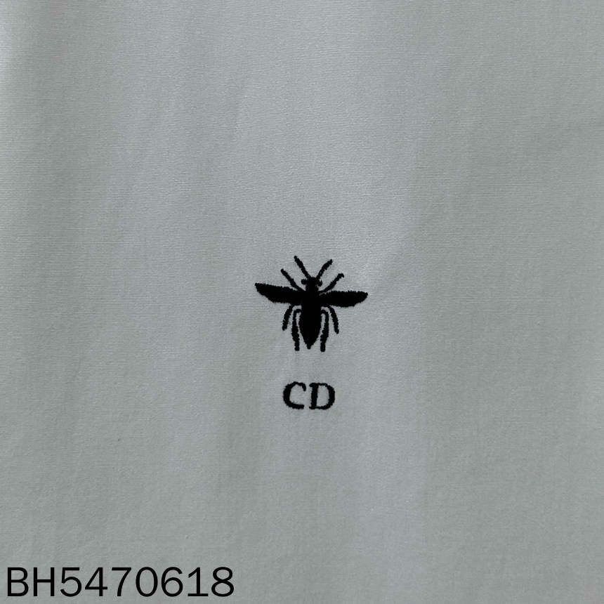 Dior bee embroidered shirt by Dior Size US S / EU 44-46 / 1 - 6 Thumbnail