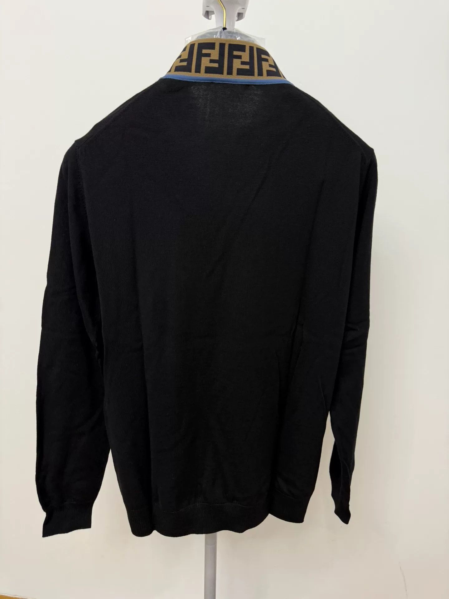 Fendi Fendi Black Wool Pullover with Logo Design Size US L / EU 52-54 / 3 - 2 Thumbnail