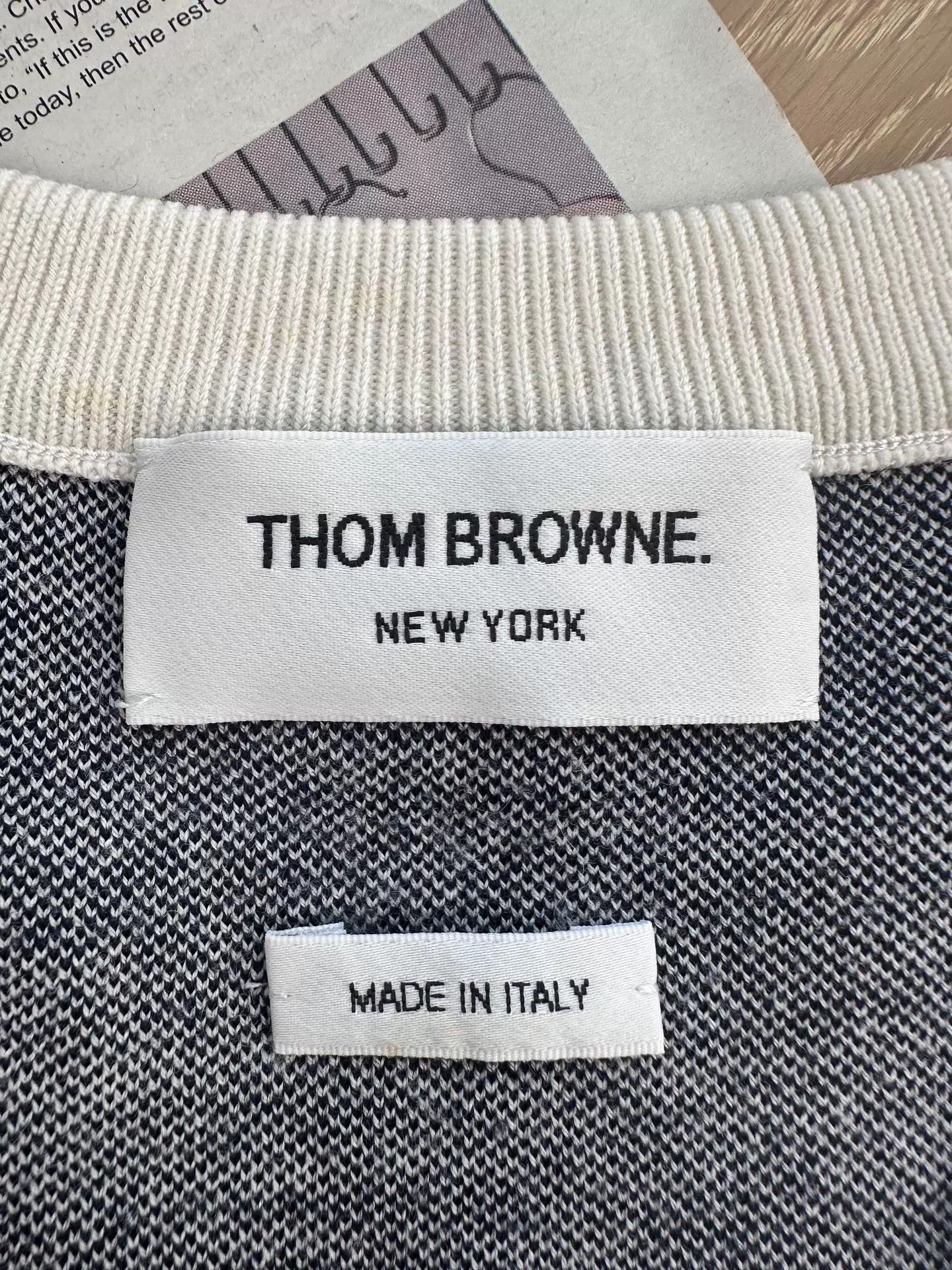 Thom Browne thom browne color block v-neck sweater Size US M / EU 48-50 / 2 - 8 Thumbnail
