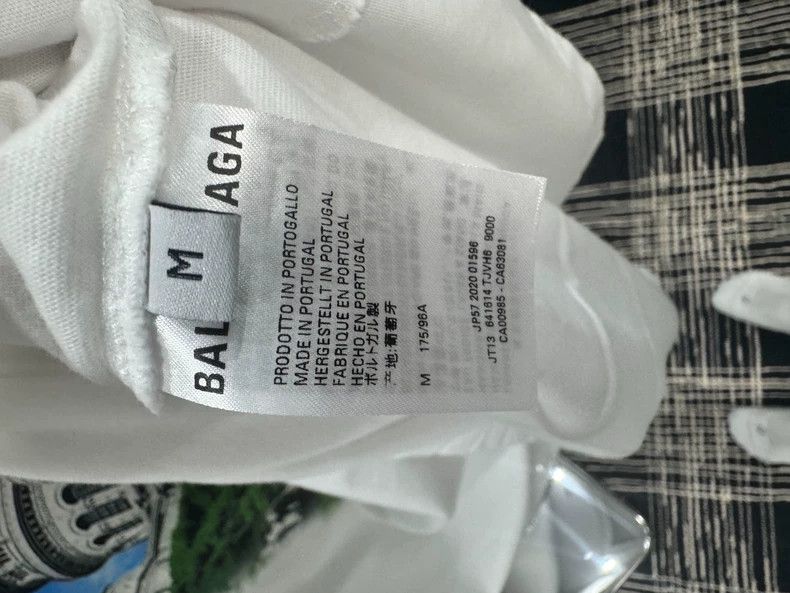 Balenciaga Balenciaga Oversize Castle Print Tee Size US M / EU 48-50 / 2 - 4 Thumbnail