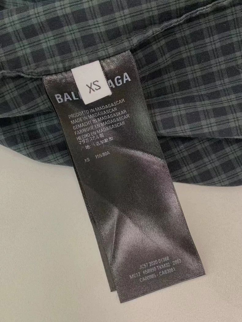 Balenciaga Balenciaga Irregular Plaid Shirt XS Size US XS / EU 42 / 0 - 6 Thumbnail