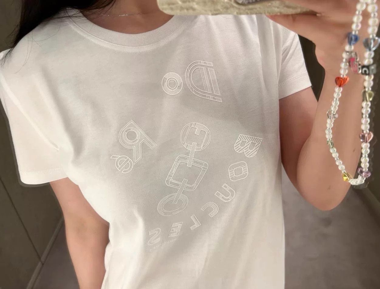 Hermes Hermes White Letter Print T-shirt Size US XS / EU 42 / 0 - 7 Thumbnail