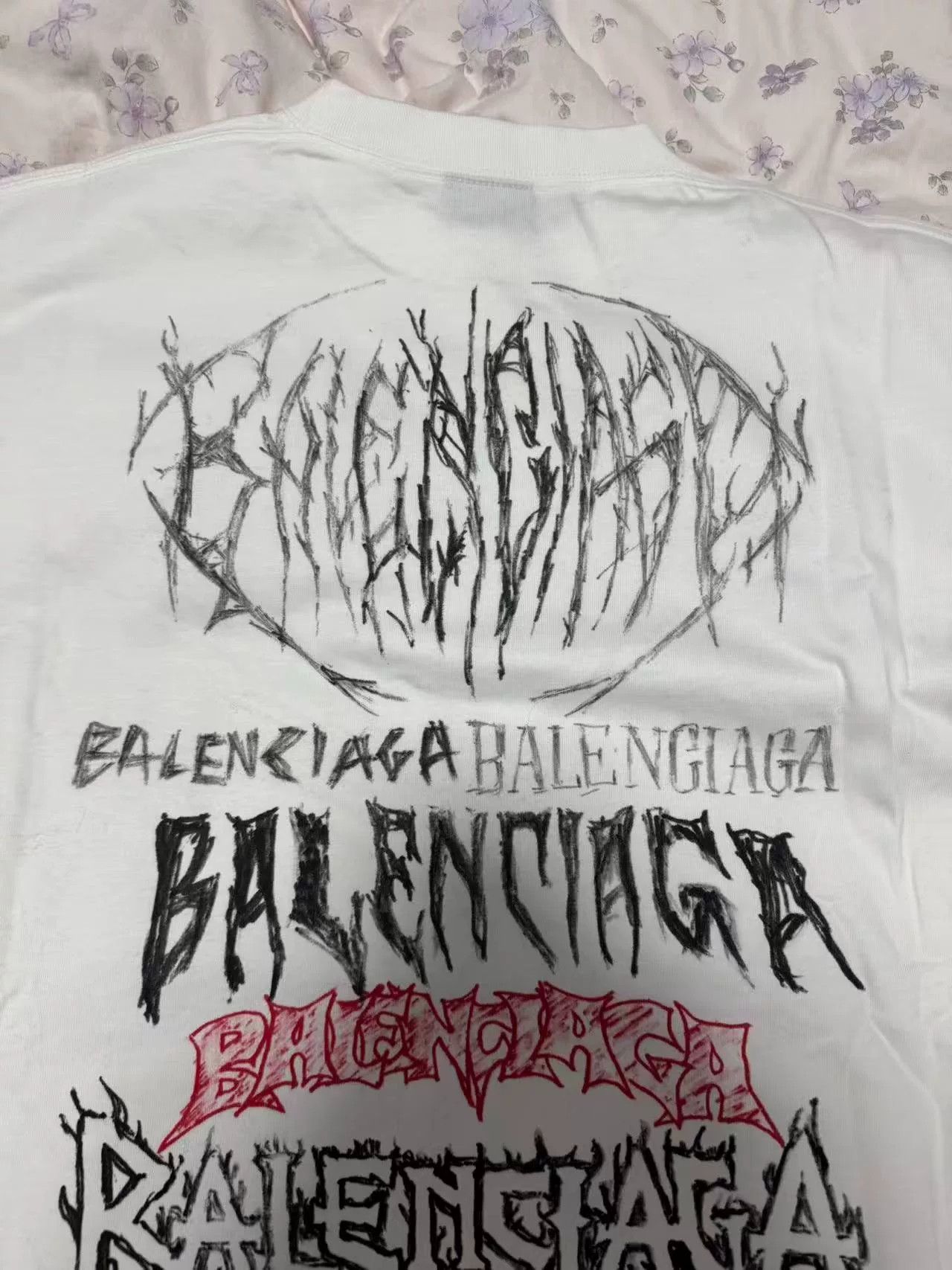 Balenciaga Balenciaga Dragon Year Graffiti Tee Size US S / EU 44-46 / 1 - 6 Thumbnail