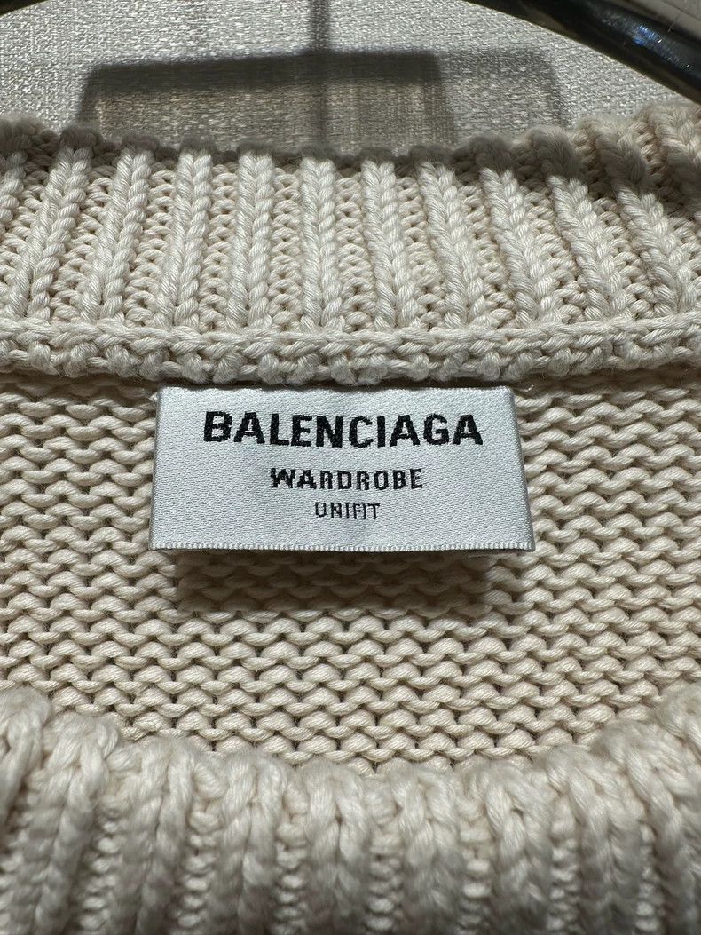 Balenciaga Balenciaga Double Hook Embroidered Knit Size US S / EU 44-46 / 1 - 3 Thumbnail