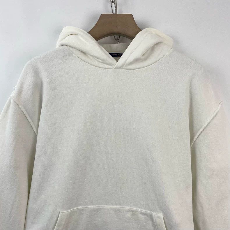 Louis Vuitton Louis Vuitton White Logo Hoodie Sweatshirt Size US L / EU 52-54 / 3 - 5 Thumbnail