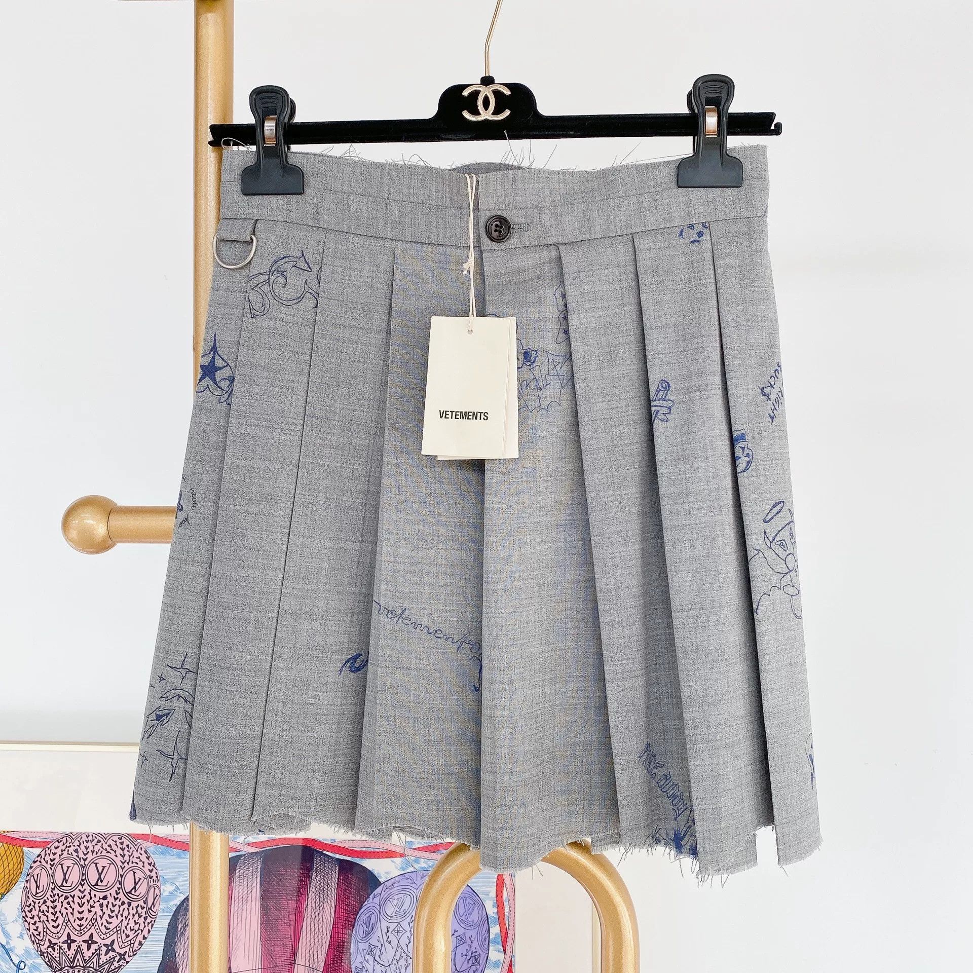 Vetements Vetements Gray Pleated Skirt S Size US 26 / EU 42 - 2 Thumbnail