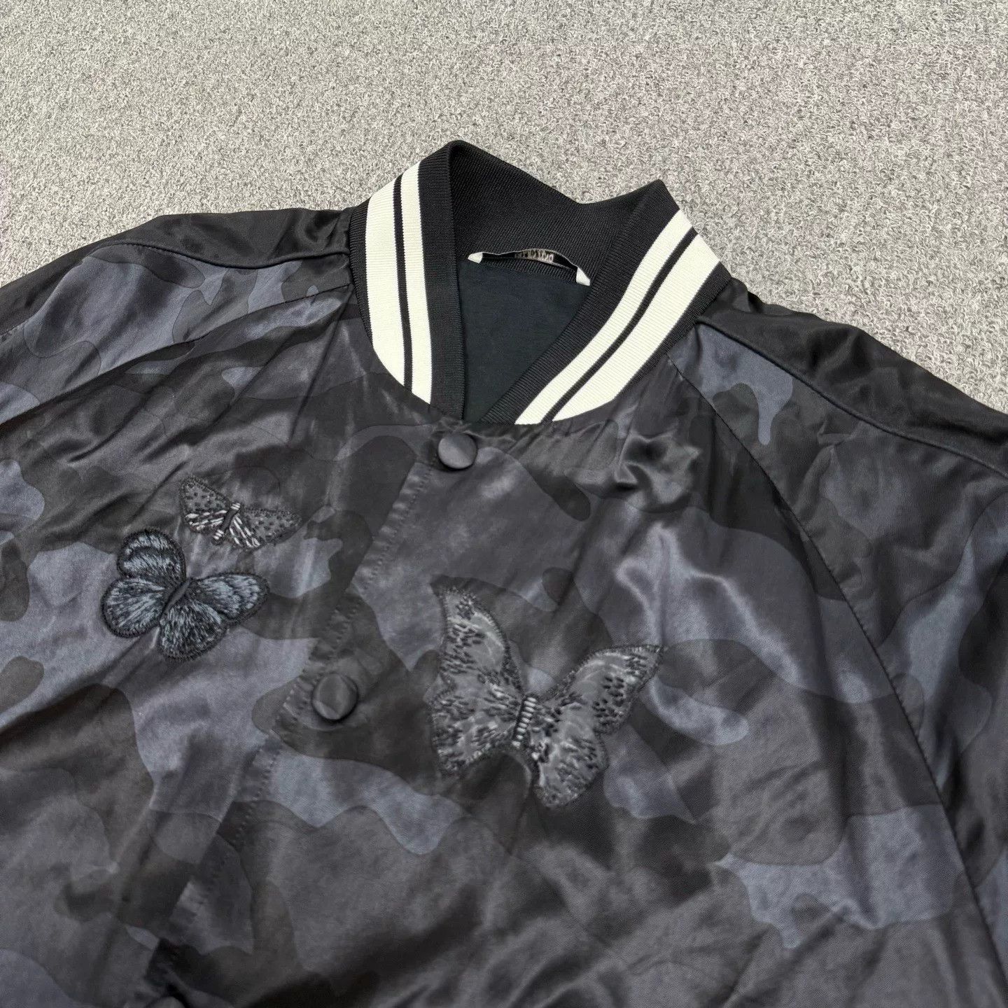 Valentino Valentino Embroidered Butterfly Bomber Jacket Size US XL / EU 56 / 4 - 3 Thumbnail