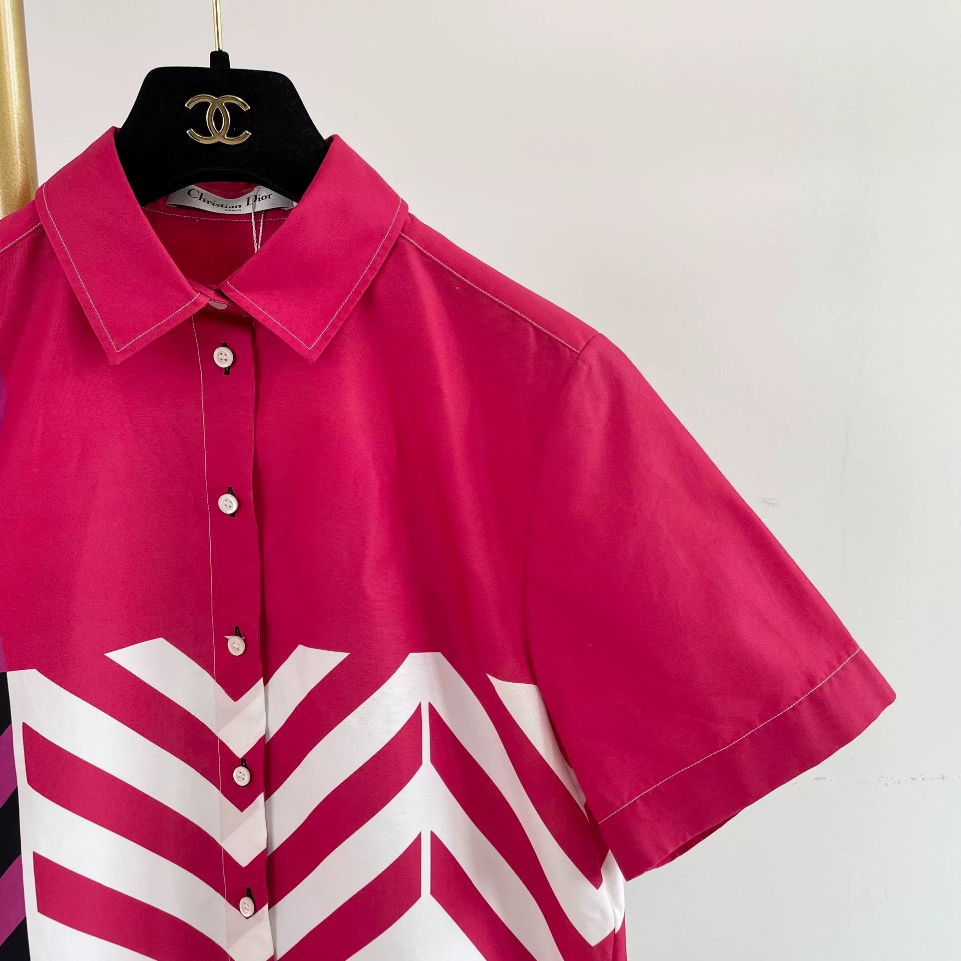 Dior christian dior colorful short sleeve shirt Size US S / EU 44-46 / 1 - 3 Thumbnail