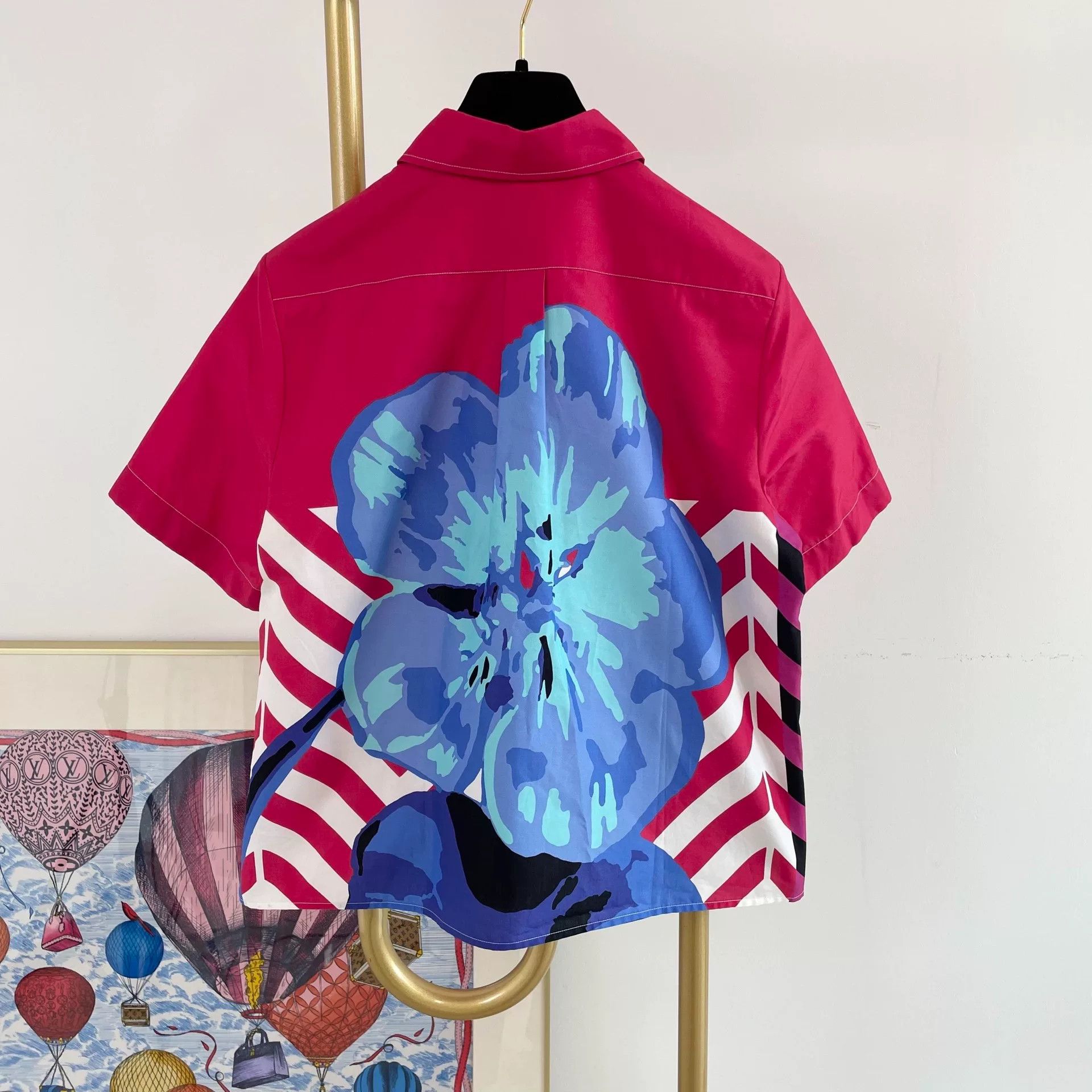 Dior christian dior colorful short sleeve shirt Size US S / EU 44-46 / 1 - 2 Thumbnail