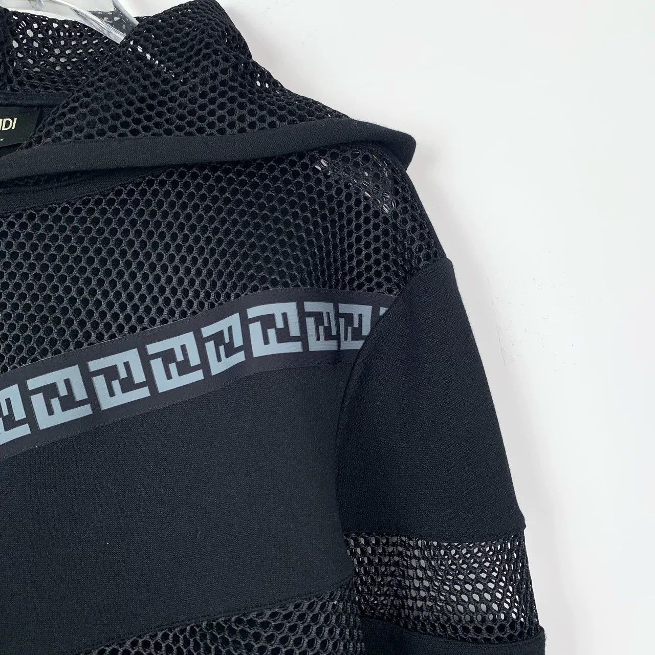 Fendi fendi black logo hooded sweatshirt size l Size US L / EU 52-54 / 3 - 3 Thumbnail