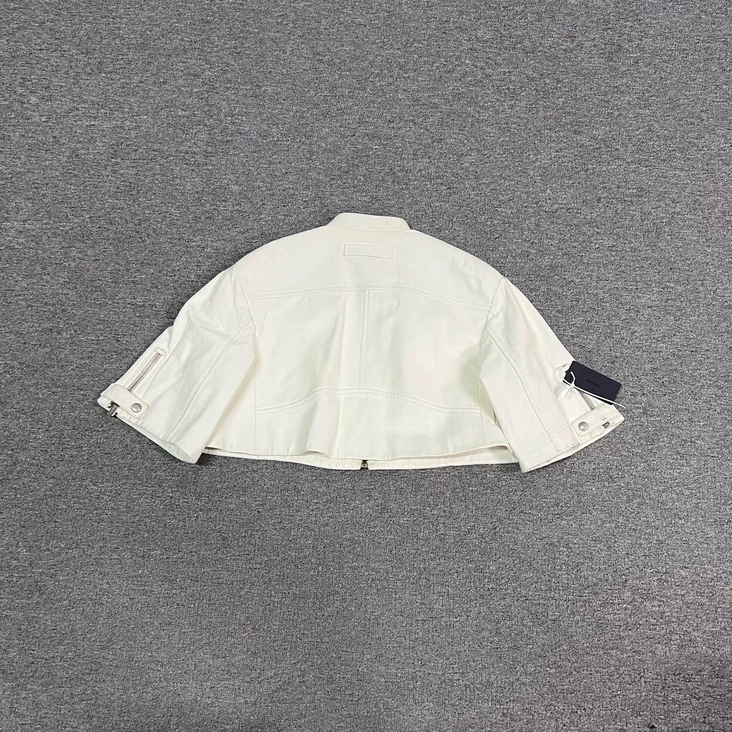 Miu Miu miumiu logo short leather jacket Size US S / EU 44-46 / 1 - 2 Thumbnail