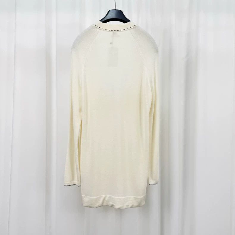 Hermes Hermes Cream Wool Knit Cardigan with Pendant Size US S / EU 44-46 / 1 - 2 Thumbnail