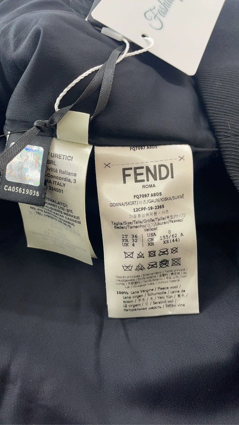 Fendi Fendi Black Double-Breasted Skirt Size US 36 / EU 52 - 4 Thumbnail