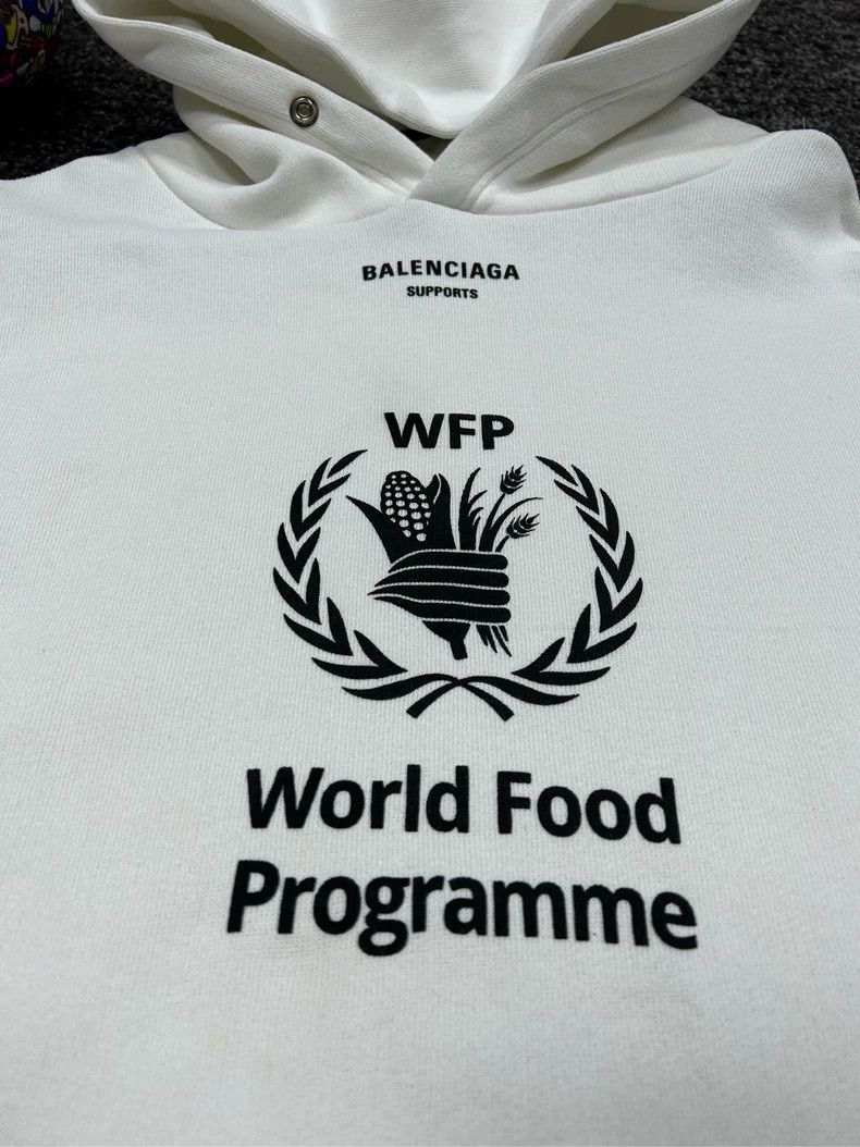 Balenciaga Balenciaga WFP Hoodie DY7055 Size US XS / EU 42 / 0 - 3 Thumbnail