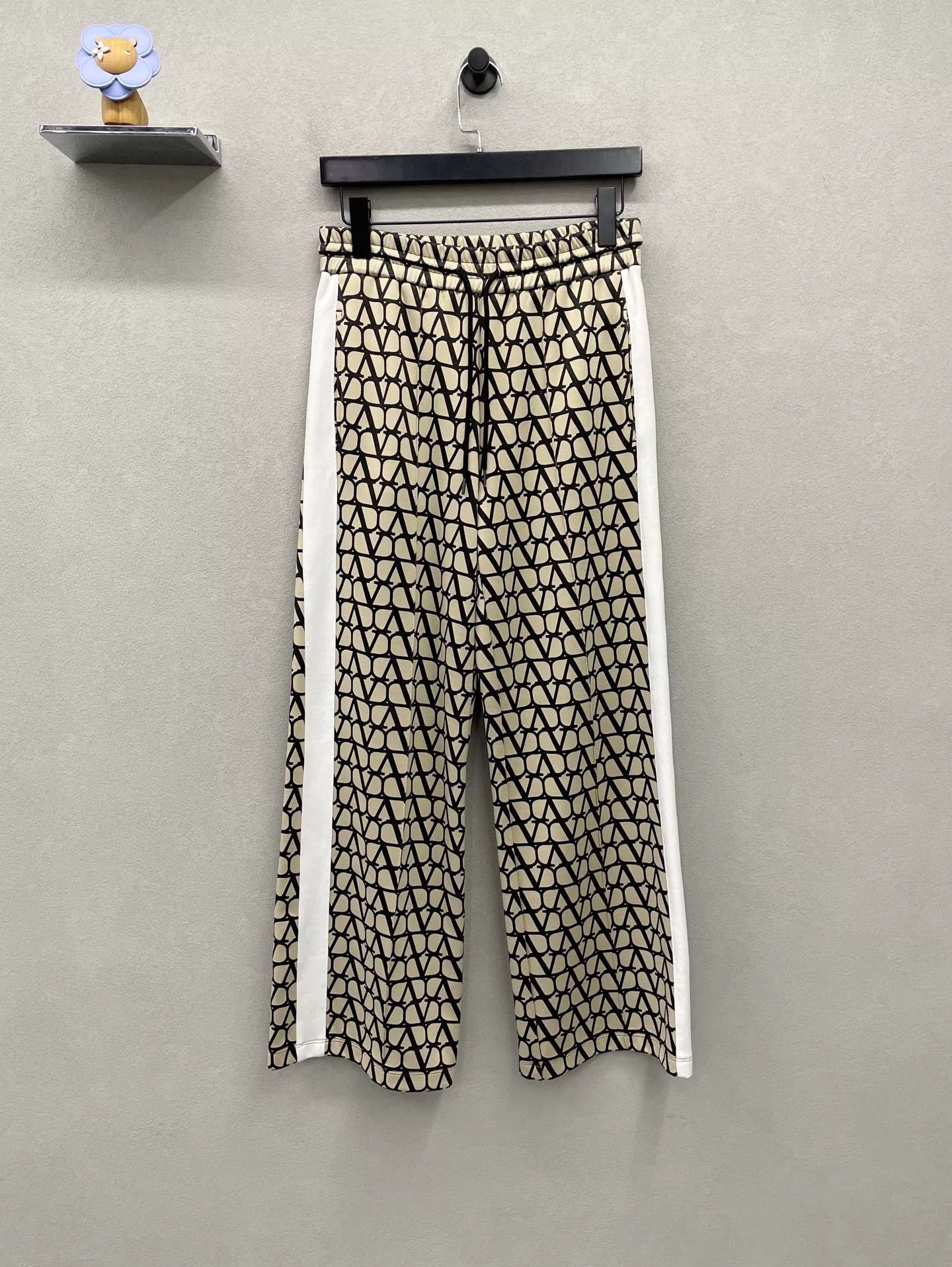 Valentino Valentino FW23 Letter Print Set Size US S / EU 44-46 / 1 - 4 Thumbnail