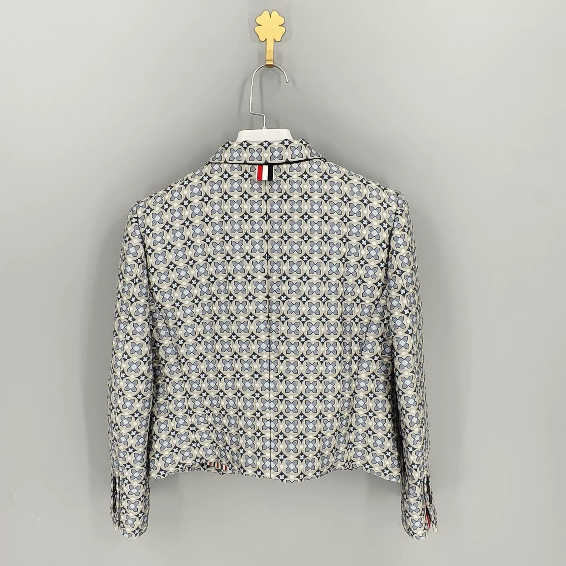 Thom Browne Thom Browne Floral Pattern Blazer Size US XS / EU 42 / 0 - 2 Thumbnail