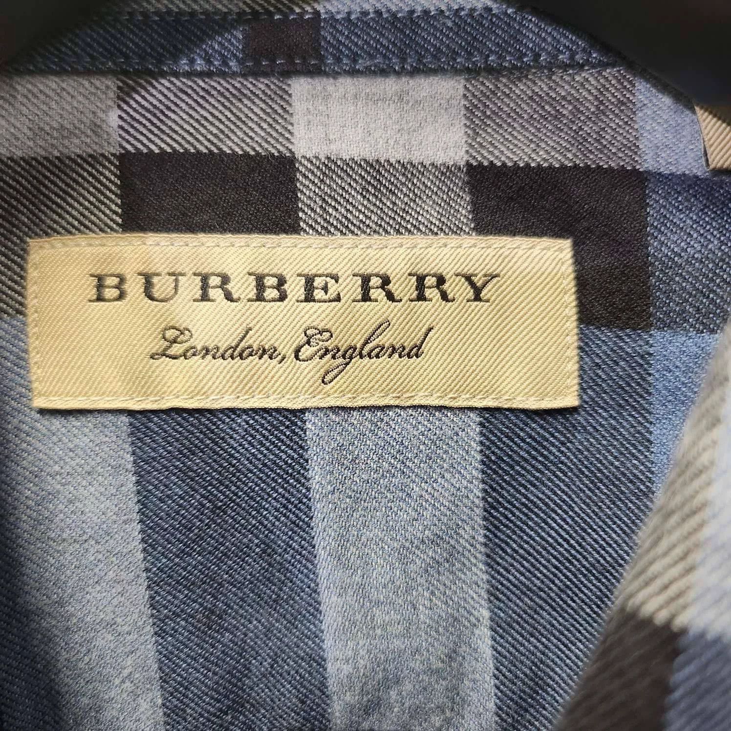 Burberry Burberry Classic Check Shirt S Size US S / EU 44-46 / 1 - 3 Thumbnail