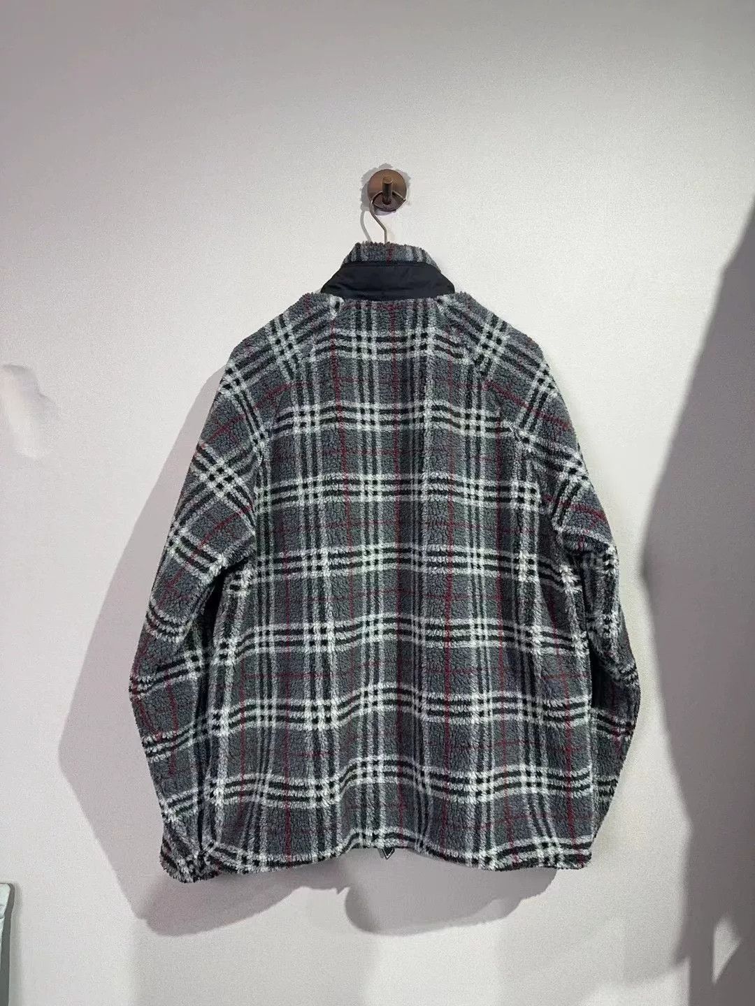 Burberry Burberry Plaid Fleece Teddy Coat Size US XL / EU 56 / 4 - 2 Thumbnail
