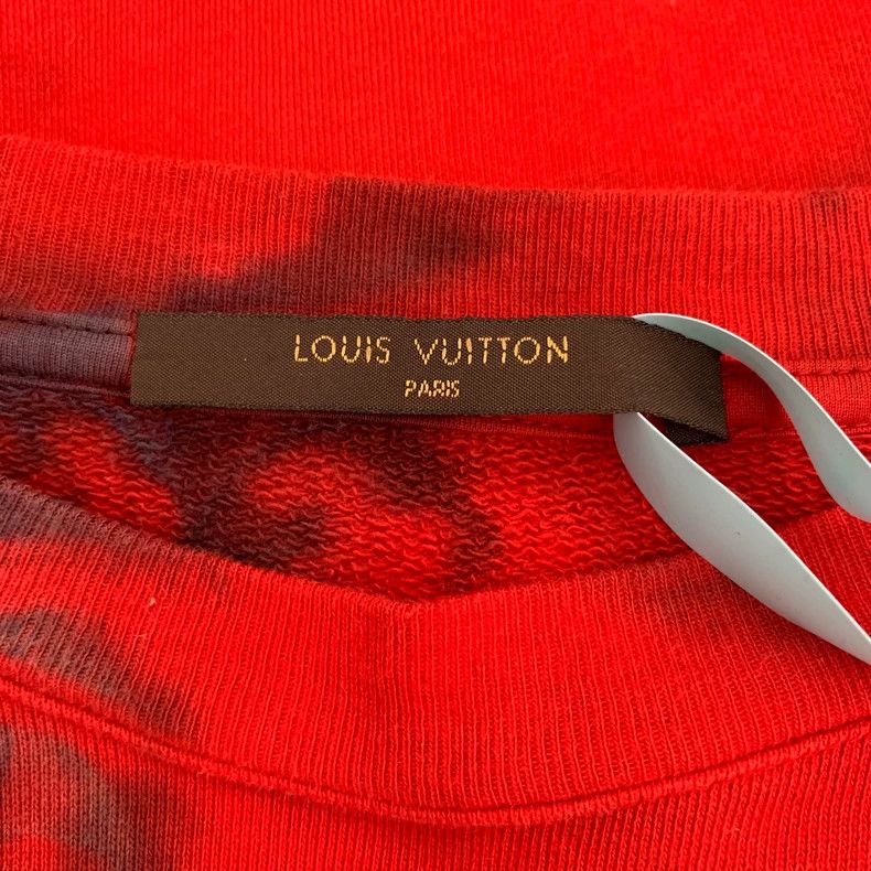 Louis Vuitton Louis Vuitton Red Tie-Dye Sweatshirt Size US M / EU 48-50 / 2 - 6 Thumbnail