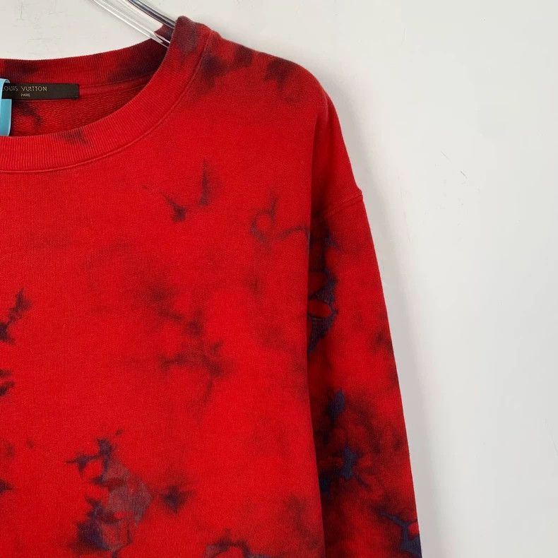 Louis Vuitton Louis Vuitton Red Tie-Dye Sweatshirt Size US M / EU 48-50 / 2 - 3 Thumbnail