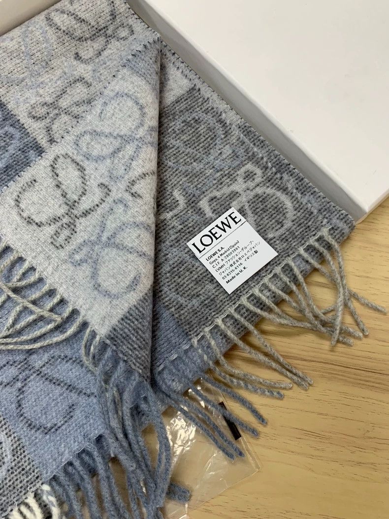 Loewe LOEWE Anagram Checkerboard Wool Scarf Size ONE SIZE - 6 Thumbnail