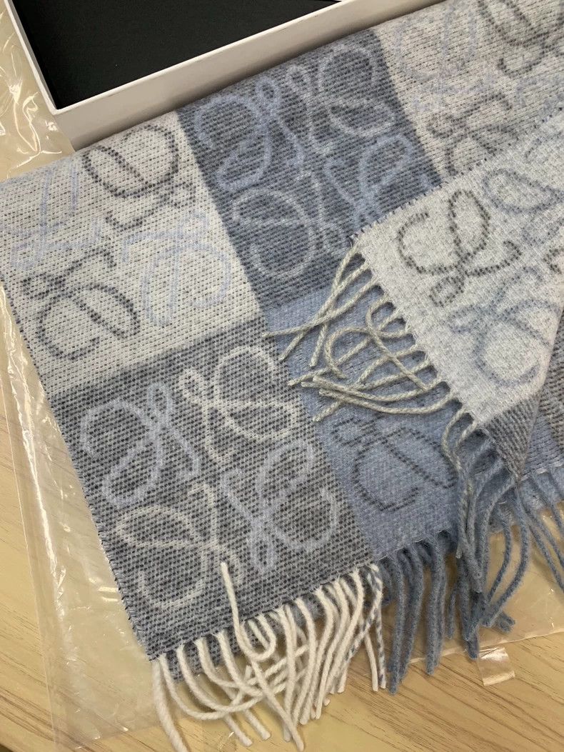 Loewe LOEWE Anagram Checkerboard Wool Scarf Size ONE SIZE - 2 Thumbnail