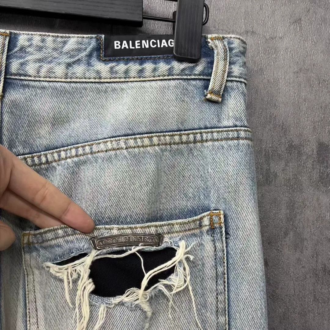 Balenciaga Balenciaga Embroidered Logo Distressed Jeans Size US 29 - 5 Thumbnail