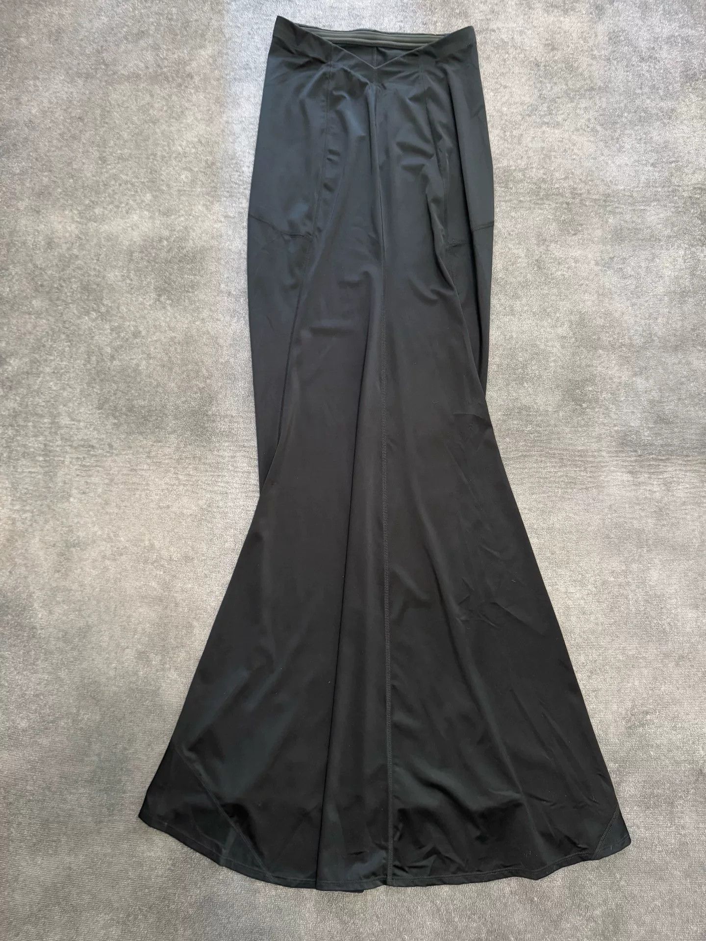 Balenciaga Balenciaga Sporty B Activewear Mermaid Skirt Size US 36 / EU 52 - 2 Thumbnail