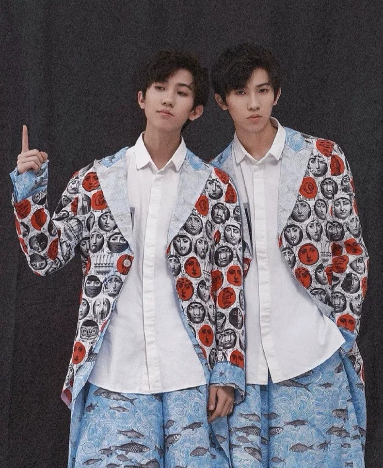 Comme des Garcons COMME des GARCONS HOMME PLUS Fish Print Shorts Size US 30 / EU 46 - 2 Thumbnail