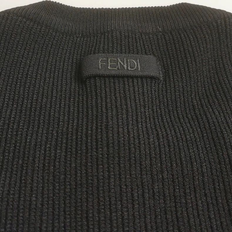 Fendi Fendi Solid Color Crewneck Knit Top Size US M / EU 48-50 / 2 - 3 Thumbnail