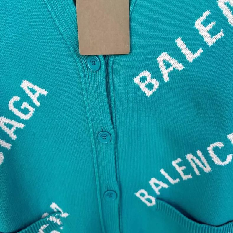 Balenciaga Balenciaga Blue Logo Print Cardigan OS XS Size US XS / EU 42 / 0 - 3 Thumbnail
