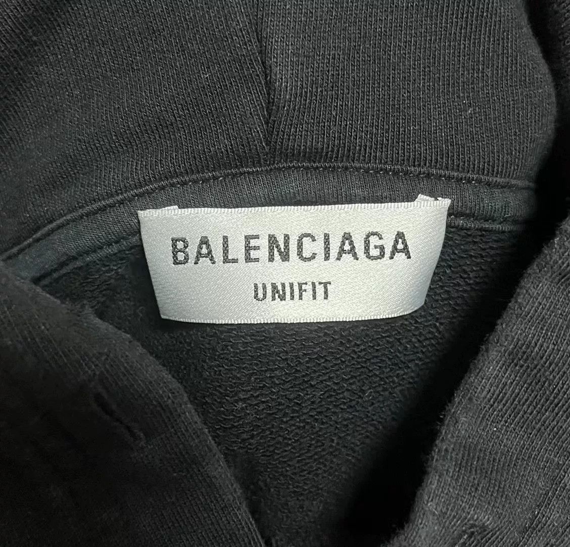 Balenciaga Balenciaga Distressed Logo Hoodie S Size US S / EU 44-46 / 1 - 3 Thumbnail