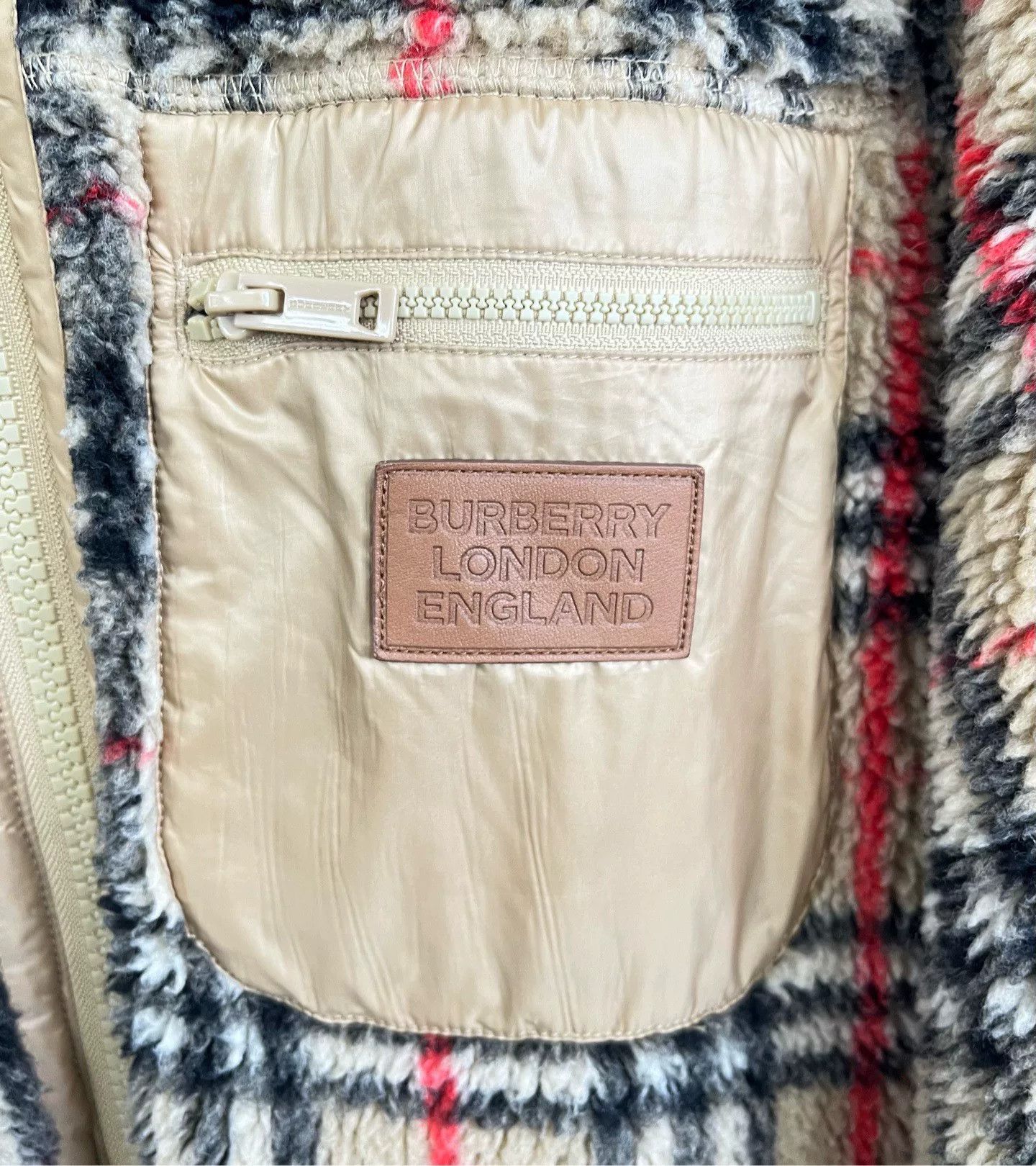 Burberry Burberry Plaid Fleece Teddy Coat S Size US S / EU 44-46 / 1 - 3 Thumbnail