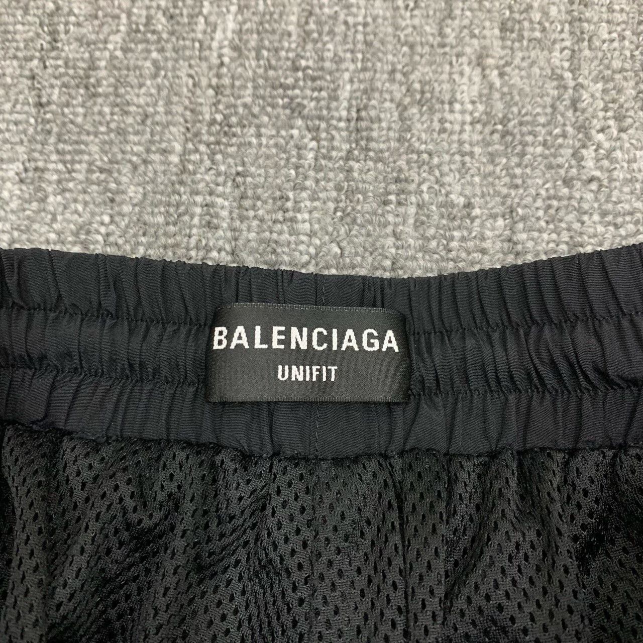 Balenciaga Balenciaga Black Side Stripe Double Hook Shorts Size US 30 / EU 46 - 4 Thumbnail