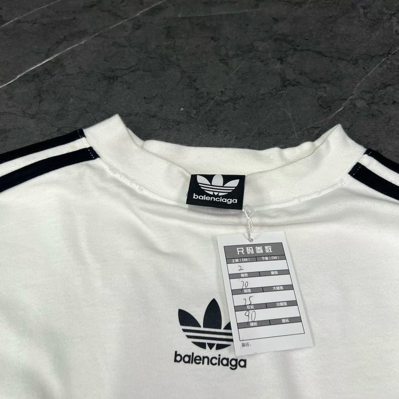 Balenciaga Balenciaga x Adidas collaborative long-sleeve top Size US S / EU 44-46 / 1 - 3 Thumbnail