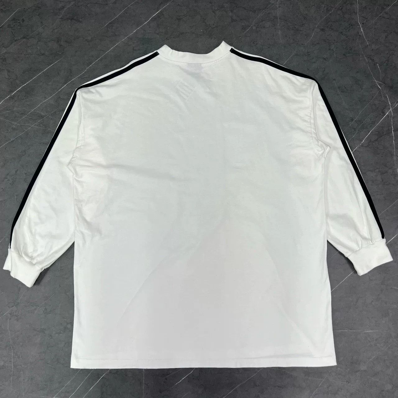 Balenciaga Balenciaga x Adidas collaborative long-sleeve top Size US S / EU 44-46 / 1 - 6 Thumbnail