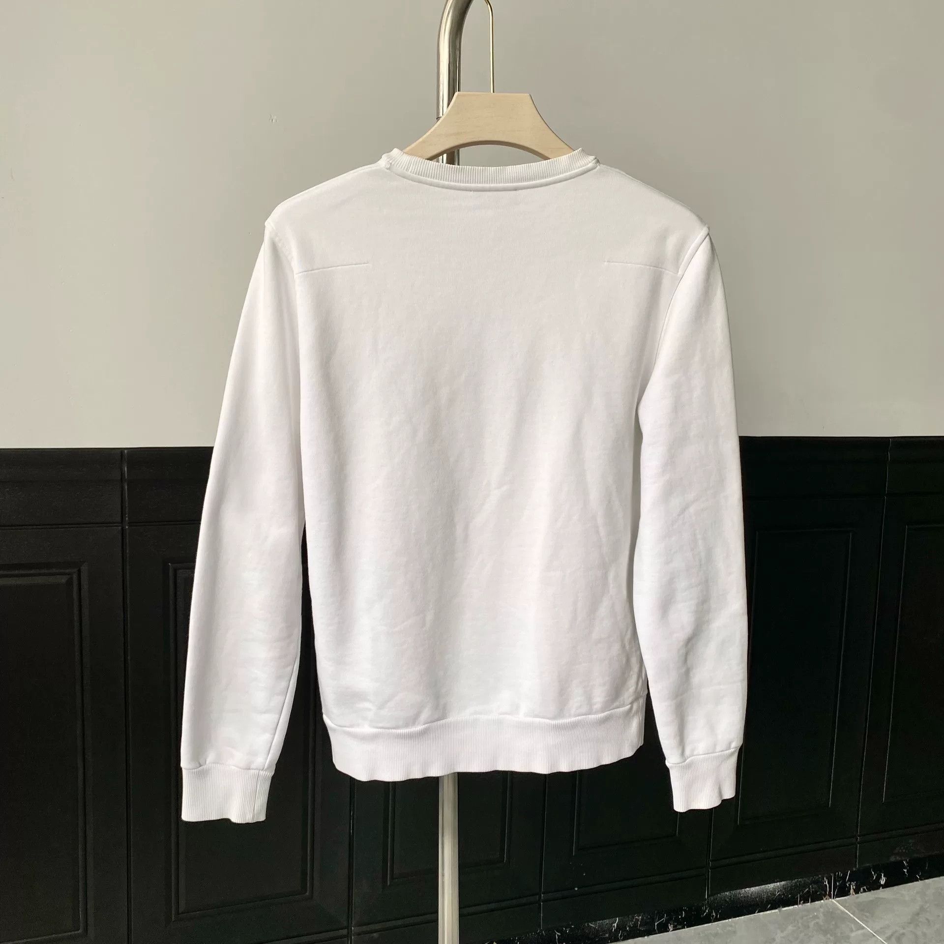 Dior dior kaws logo white sweatshirt fitted style Size US XS / EU 42 / 0 - 2 Thumbnail